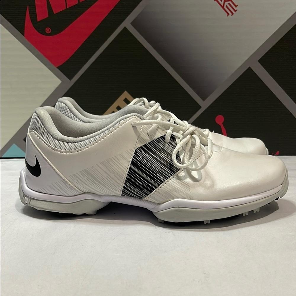 Nike White and Black Women's Athletic Golf Shoes